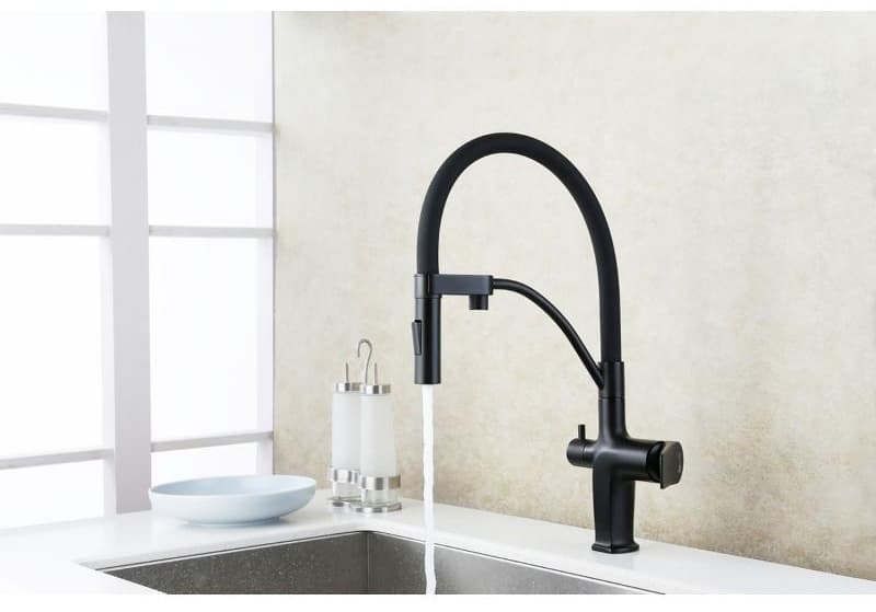 Смеситель с гибким изливом Lemark Bronx LM3761BL, латунь, цвет черный
