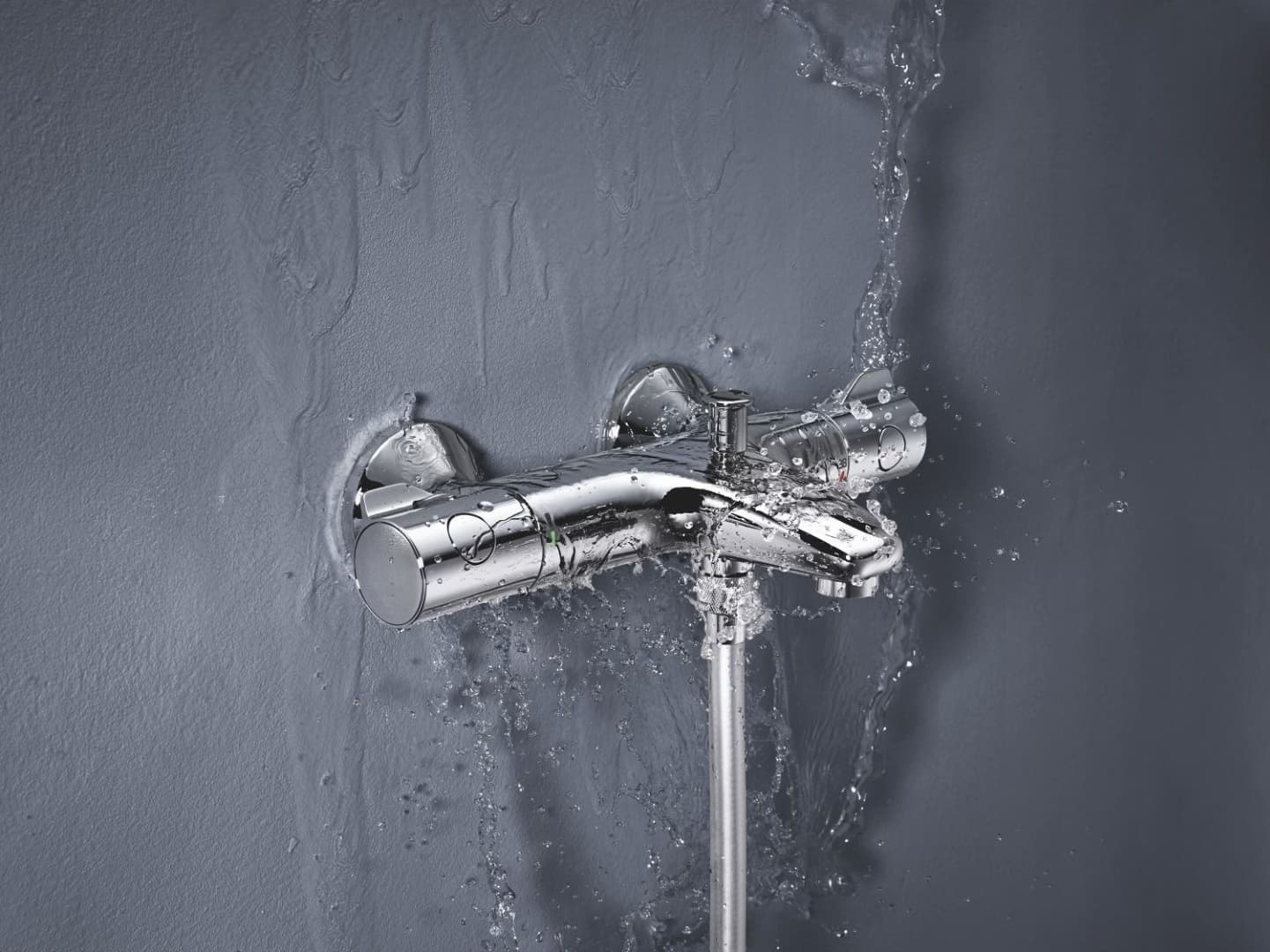 Смеситель для ванны с душем Grohe 34567000-WH, двухзахватный