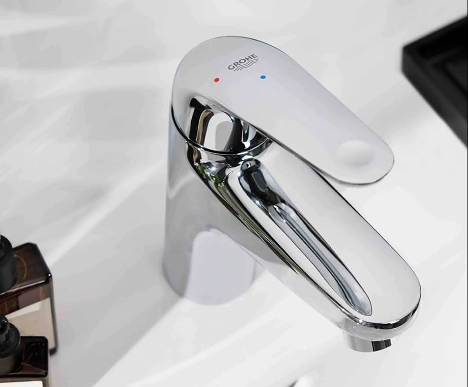 Смеситель для раковины (умывальника) Grohe Euroeco 24266001, однозахватный