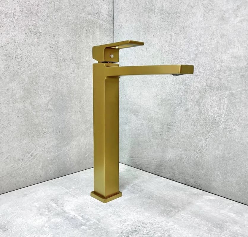 Смеситель Belz White House BELZ B11658-5, латунь, цвет золотой