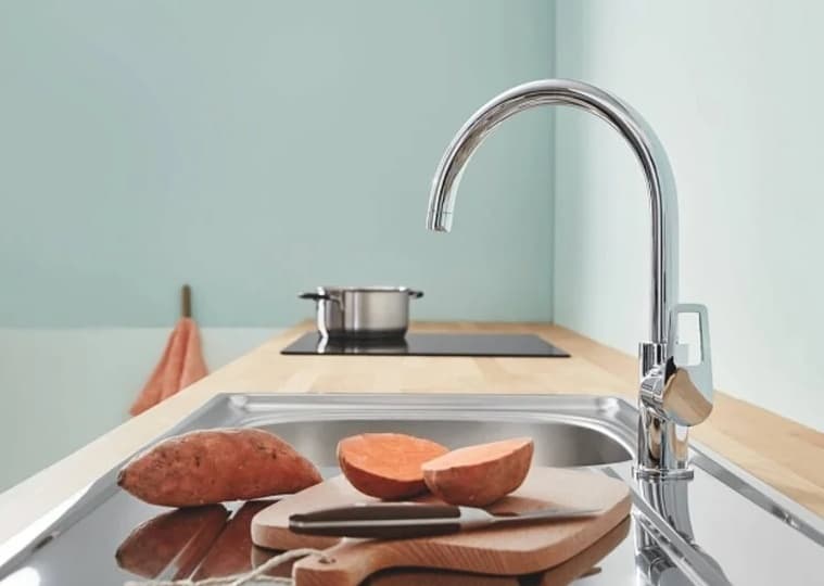 Смеситель для кухни Grohe White House Grohe BauLoop 31232001, латунь, цвет хром