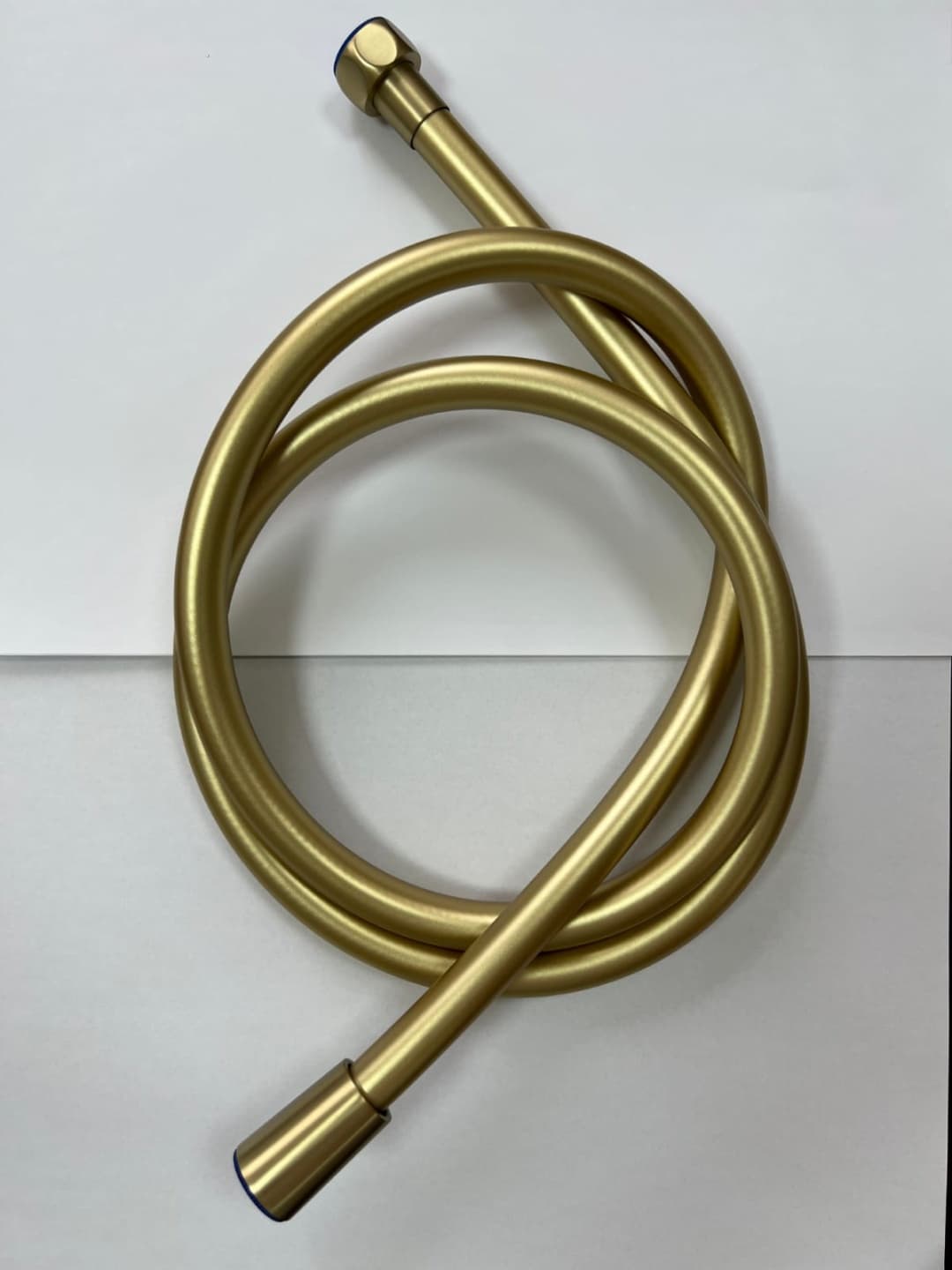 Шланг для душа BRAVAT силикон, 1500 см, подключение 1/2x1/2