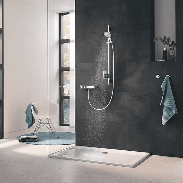 Душевой гарнитур 900, 3 вида струи, хром Grohe Rainshower 130 SmartActive 26548000