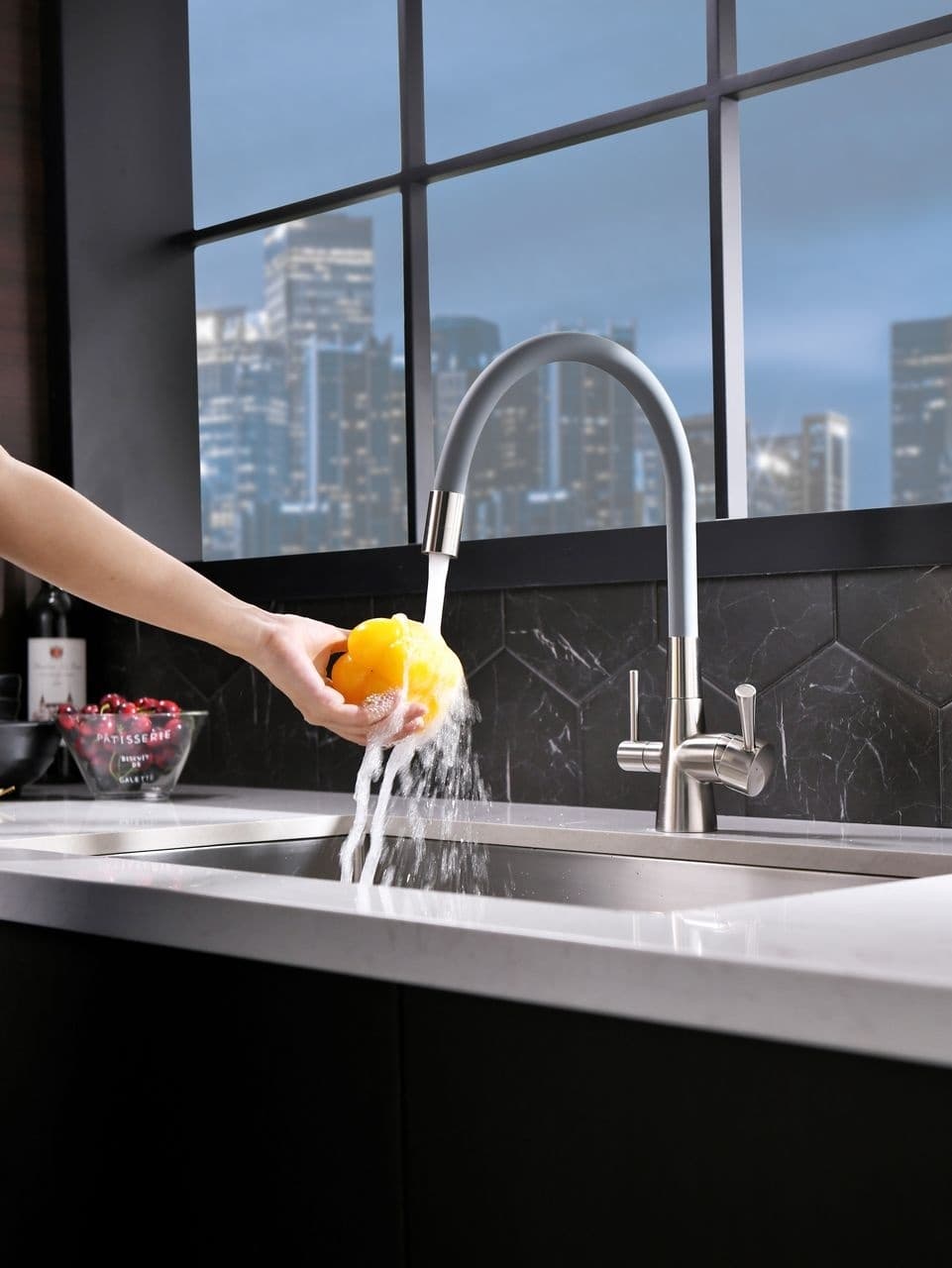 Смеситель с гибким изливом Lemark LM3075BN, латунь, цвет никель