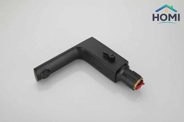 Смеситель Belz Sense SM-BZ-MB, латунь, цвет черный