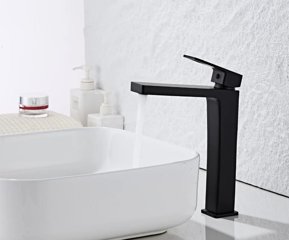 Смеситель Haiba HB116BL, латунь, цвет черный