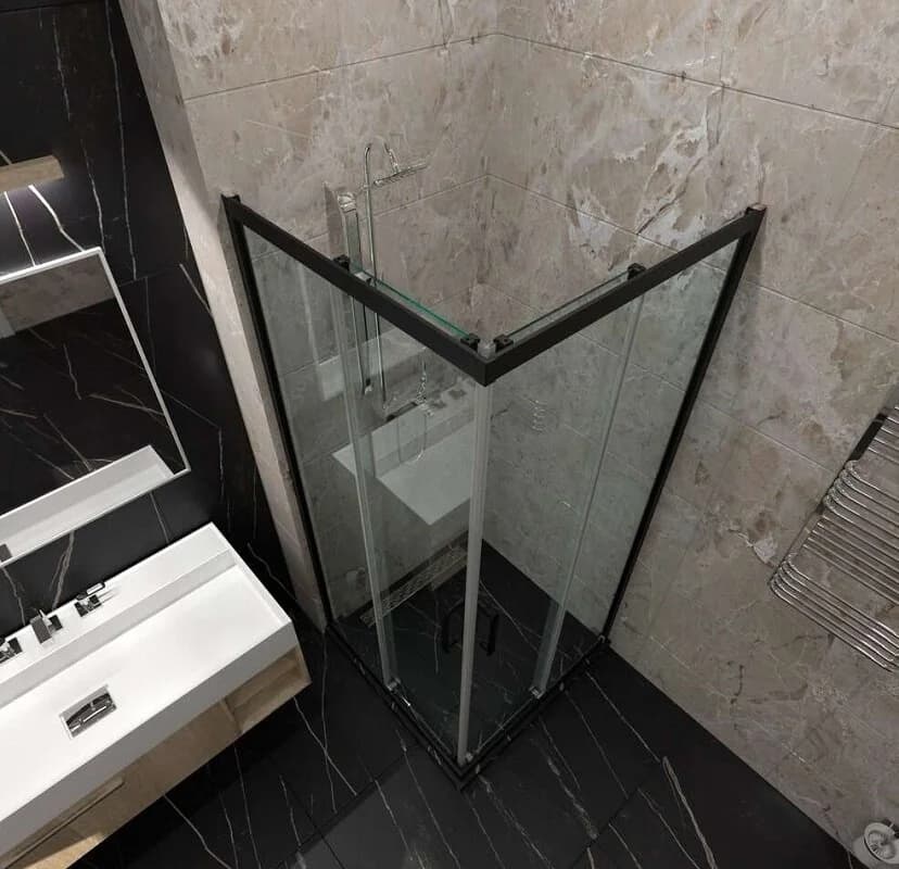 Душевой уголок Triton Фикс Щ0000067440, 90 x 90 см, стекло прозрачное, профиль черный
